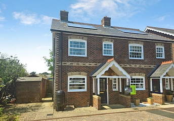 3 bedroom house for sale - High Street, Freshwater, Isle of Wight, PO40