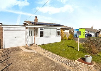 2 bedroom bungalow for sale - Redlake Road, Freshwater, Isle of Wight, PO40