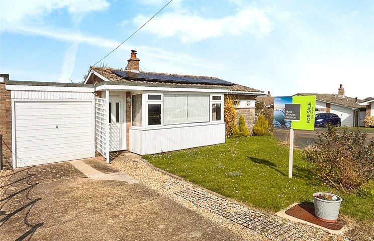 2 bedroom bungalow for sale - Redlake Road, Freshwater, Isle of Wight, PO40