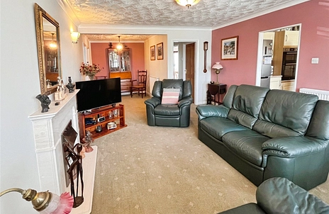 3 bedroom bungalow for sale - Parkway, Freshwater, Isle of Wight, PO40