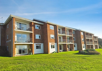 2 bedroom apartment for sale - Ward Road, Totland Bay, Isle of Wight, PO39