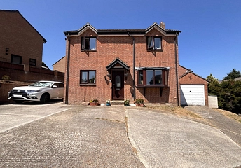 3 bedroom house for sale - Hornbeam Close, Newport, Isle of Wight, PO30