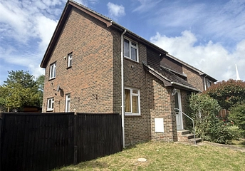 2 bedroom house for sale - Shide Road, Newport, Isle of Wight, PO30