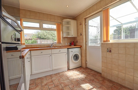 2 bedroom bungalow for sale - Yarborough Close, Godshill, Ventnor, Isle of Wight, PO38