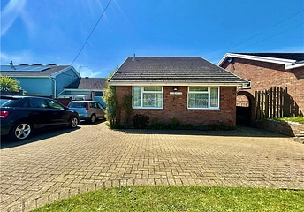 4 bedroom bungalow for sale - Niton Road, Rookley, Ventnor, Isle of Wight, PO38