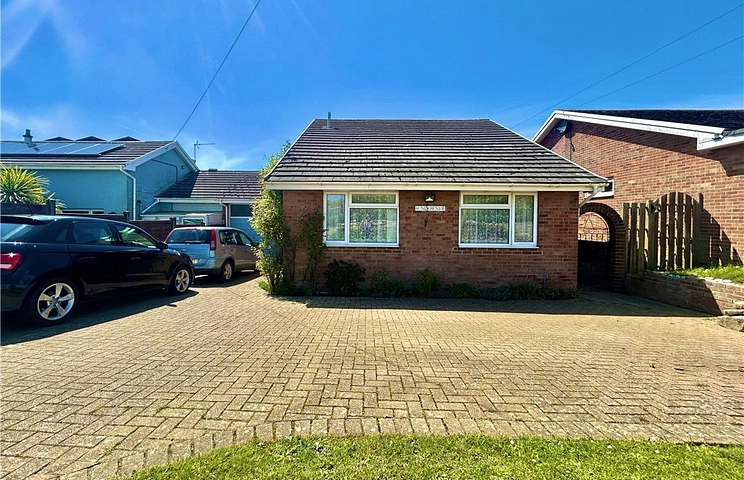 4 bedroom bungalow for sale - Niton Road, Rookley, Ventnor, Isle of Wight, PO38