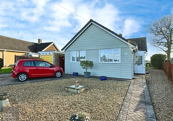 3 bedroom bungalow for sale - Beechcroft Drive, Wootton Bridge, Ryde, Isle of Wight, PO33