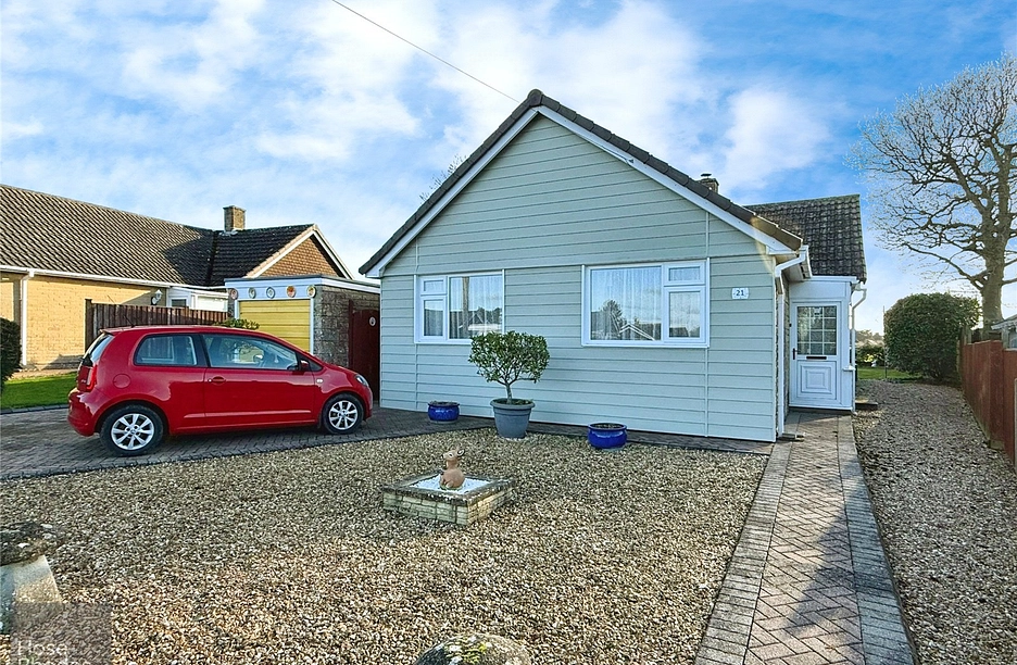 3 bedroom bungalow for sale - Beechcroft Drive, Wootton Bridge, Ryde, Isle of Wight, PO33