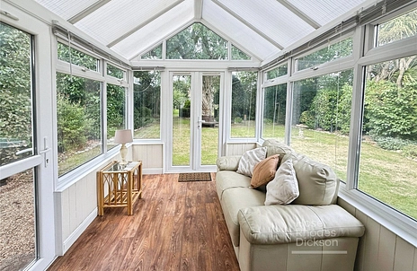 3 bedroom house for sale - High Street, Wootton Bridge, Ryde, Isle of Wight, PO33