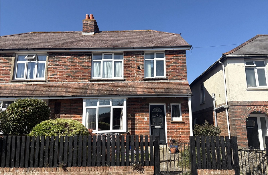 3 bedroom house for sale - Alderbury Road, Newport, Isle of Wight, PO30