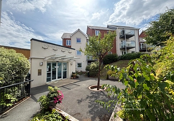 2 bedroom apartment for sale - Foxes Road, Newport, Isle of Wight, PO30