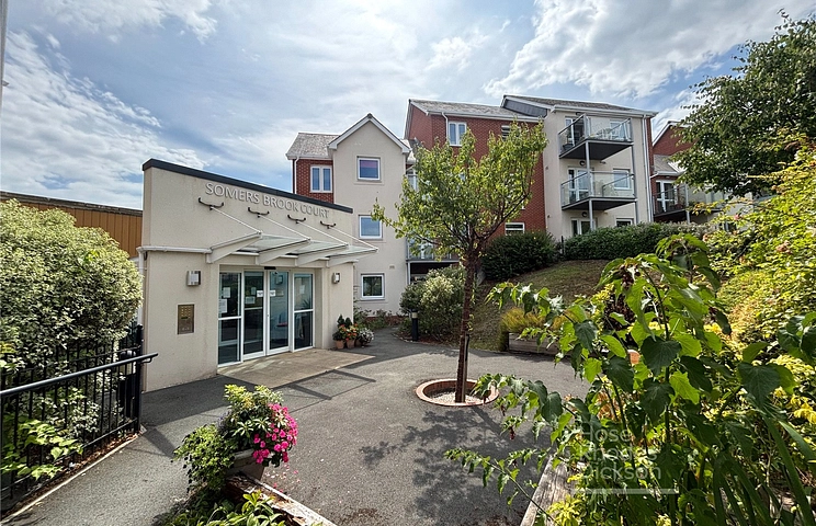 2 bedroom apartment for sale - Foxes Road, Newport, Isle of Wight, PO30