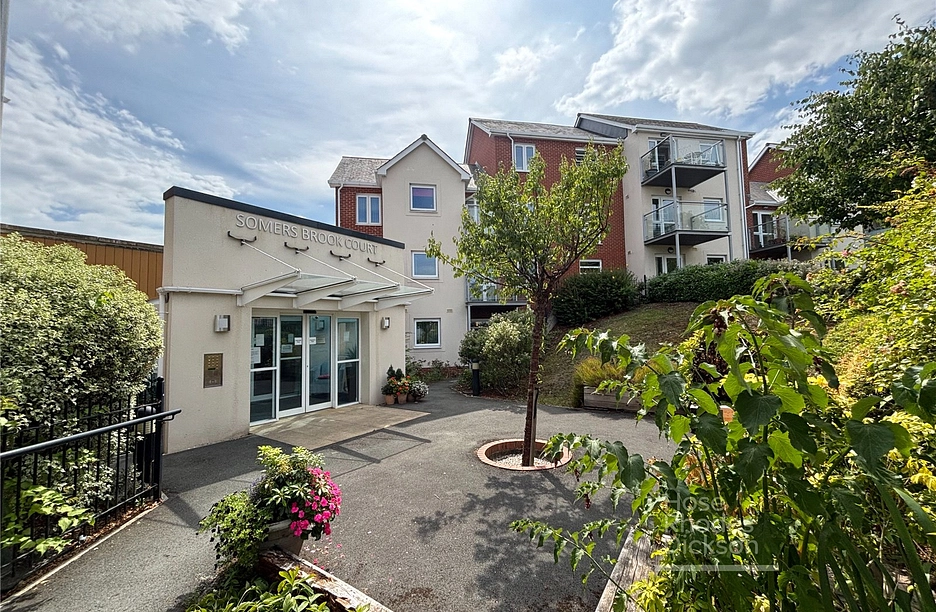 2 bedroom apartment for sale - Foxes Road, Newport, Isle of Wight, PO30