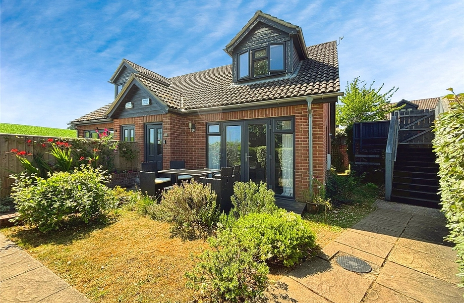 3 bedroom house for sale - Main Road, Ventnor, Isle of Wight, PO38