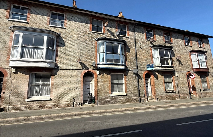 2 bedroom apartment for sale - St. James Street, Newport, Isle of Wight, PO30