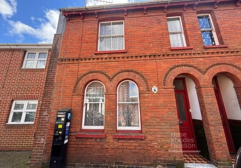 3 bedroom house for sale - Pyle Street, Newport, Isle of Wight, PO30