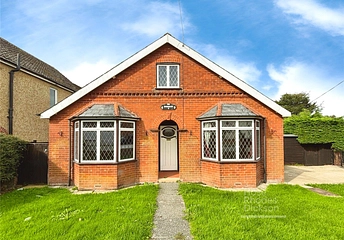 2 bedroom bungalow for sale - Trevor Road, Newport, Isle of Wight, PO30