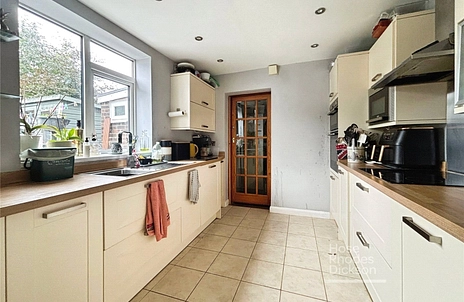 3 bedroom house for sale - Northumberland Road (Heylo Housing), Newport, Isle of Wight, PO30