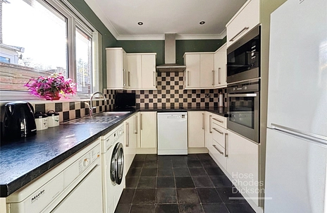 3 bedroom bungalow for sale - Alvington Road, Newport, Isle of Wight, PO30