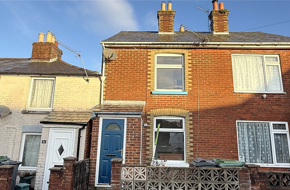 3 bedroom house for sale - Victoria Road, Newport, Isle of Wight, PO30