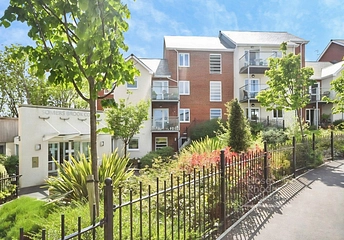 2 bedroom apartment for sale - Foxes Road, Newport, Isle of Wight, PO30