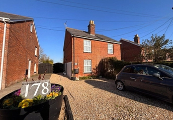 2 bedroom house for sale - Gunville Road, Newport, Isle of Wight, PO30