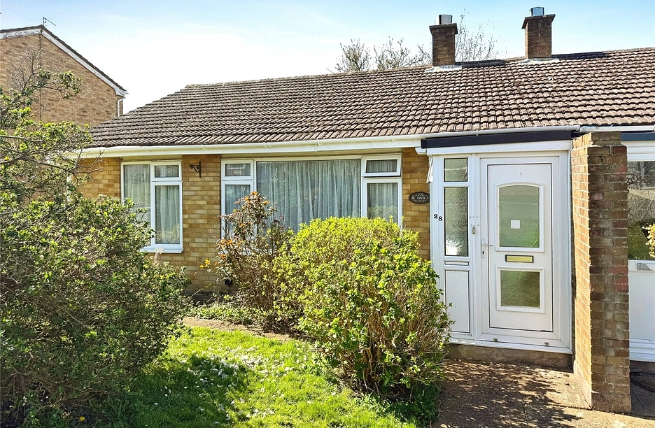 2 bedroom bungalow to rent - Bellecroft Drive, Newport, PO30