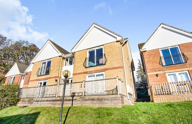 2 bedroom apartment to rent - Creek Gardens, Wootton Bridge, Ryde, PO33