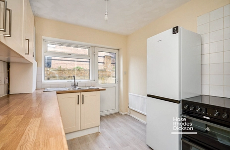 2 bedroom house to rent - East Street, PO30