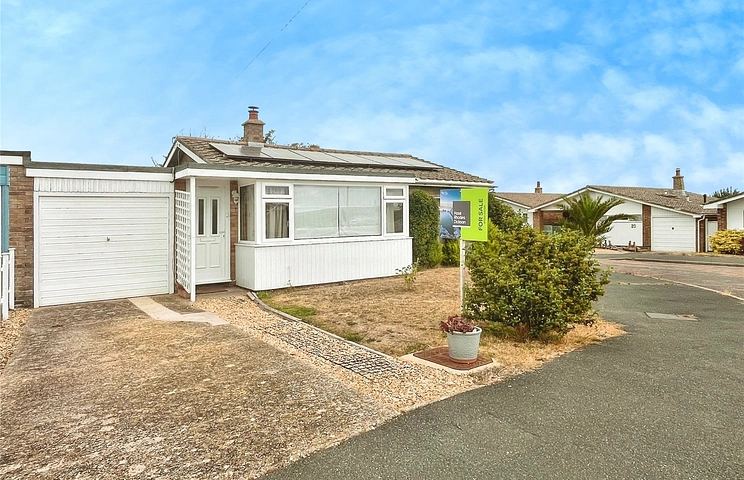 2 bedroom bungalow to rent - Redlake Road, PO40