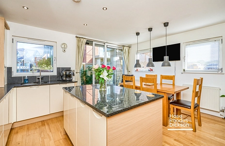 4 bedroom house to rent - Cormorant Grove, Newport, PO30