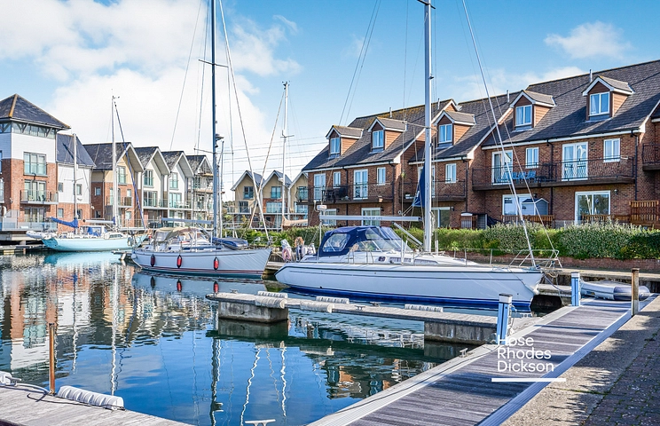 4 bedroom house to rent - Cormorant Grove, Newport, PO30