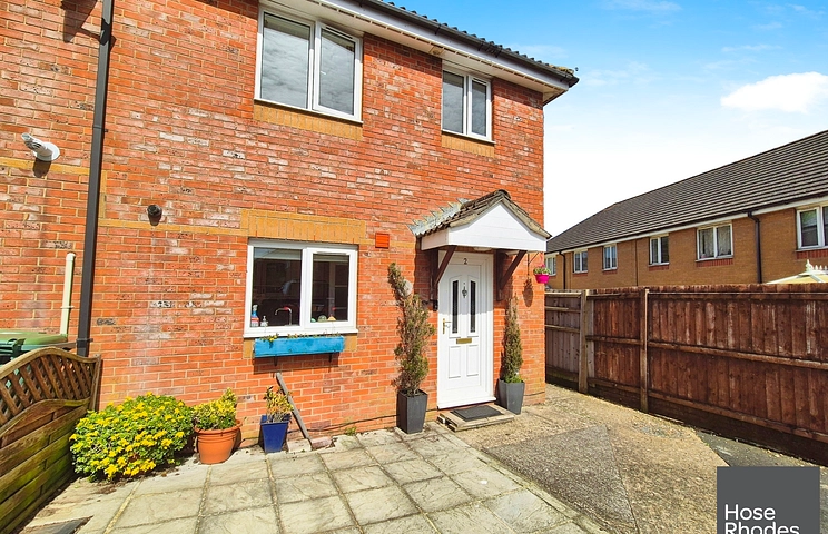 3 bedroom house to rent - Charnwood Close, PO30