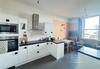 3 bedroom apartment for sale - The Strand, Ryde, PO33