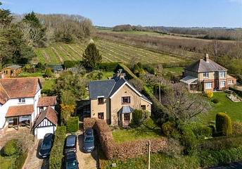 5 bedroom house for sale - Lower Road, Adgestone, Sandown, Isle of Wight, PO36