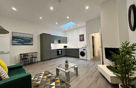 2 bedroom apartment for sale - High Street, Ryde, Isle of Wight, PO33