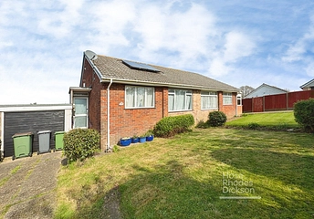 2 bedroom bungalow for sale - Trafalgar Drive, Ryde, Isle of Wight, PO33