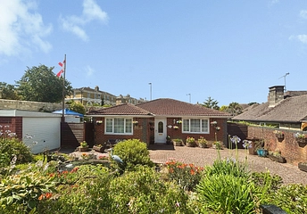 3 bedroom bungalow for sale - Westwood Road, Ryde, Isle of Wight, PO33
