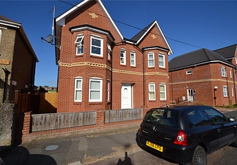 2 bedroom apartment to rent - St Johns Wood Road, Ryde, PO33