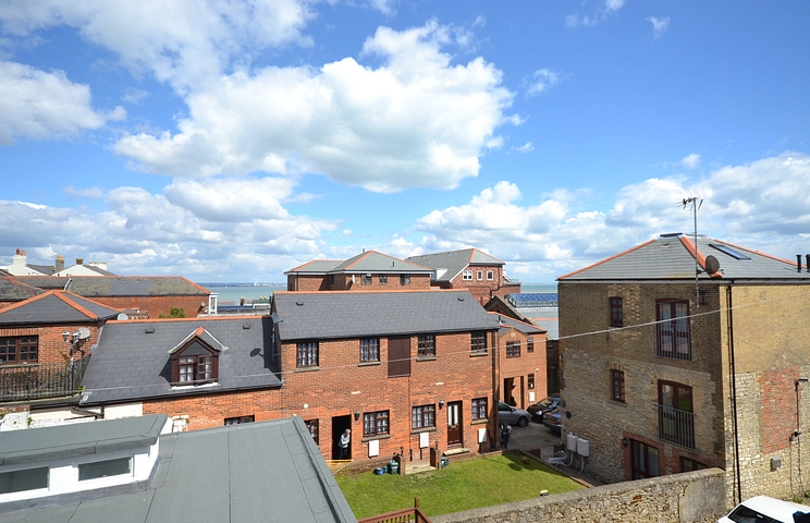 2 bedroom apartment to rent - Pilkington Court, 23A Union Street, Ryde, PO33