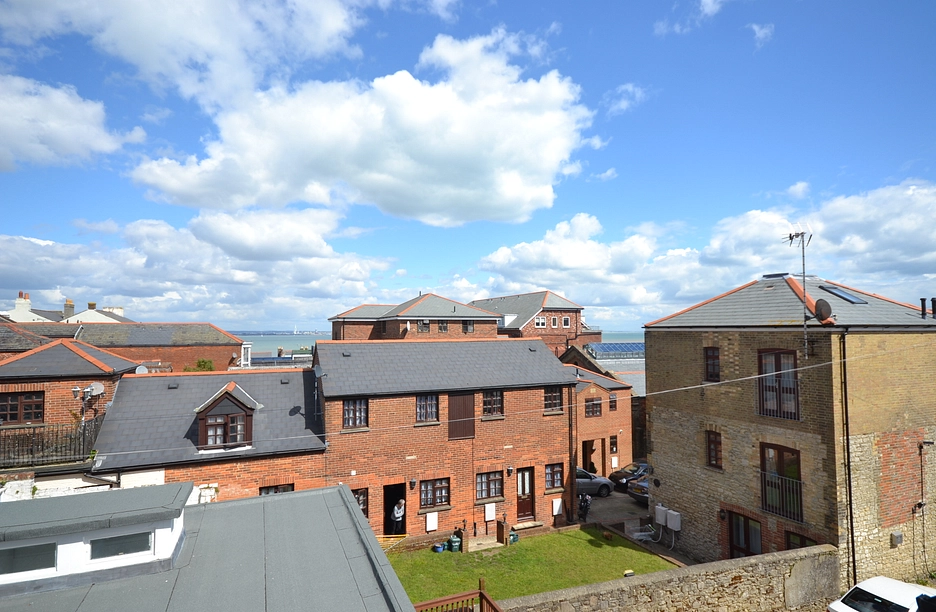 2 bedroom apartment to rent - Pilkington Court, 23A Union Street, Ryde, PO33