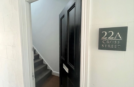 3 bedroom apartment to rent - Cross Street, PO33