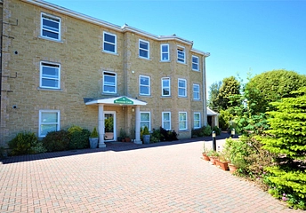 2 bedroom apartment to rent - Kingswood, 9a Broadway, Sandown, PO36