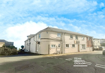 3 bedroom apartment to rent - Park Road, PO37