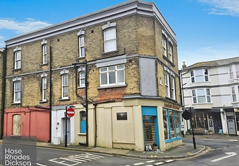 1 bedroom apartment to rent - Pier Street, Ventnor, PO38