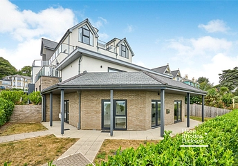 3 bedroom house to rent - The Bay House, 8 Chine Avenue, PO37