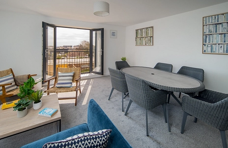 2 bedroom apartment to rent - Seahaven, 23 Carter Street, Sandown, PO36