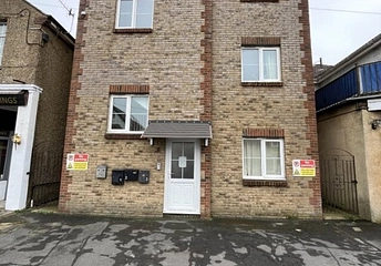 2 bedroom apartment to rent - Sandown Road, Sandown, PO36