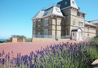 2 bedroom apartment to rent - Priory Flats, 34 Luccombe Road, Shanklin, PO37