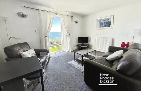 1 bedroom apartment to rent - Cliff House, Cliff Road, Sandown, PO36